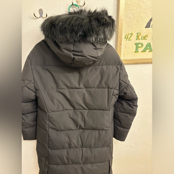 DKNY Black Puffer Jacket - Picture 8 of 9